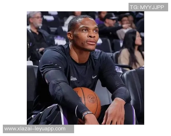 威少加盟国王背后的深层原因与季后赛希望的真实分析 威少加盟国王背后的深层原因与季后赛希望的真实分析